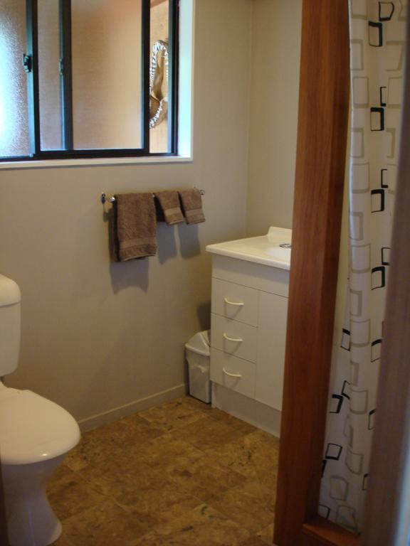 Tryphena Manuka Lodge المظهر الخارجي الصورة